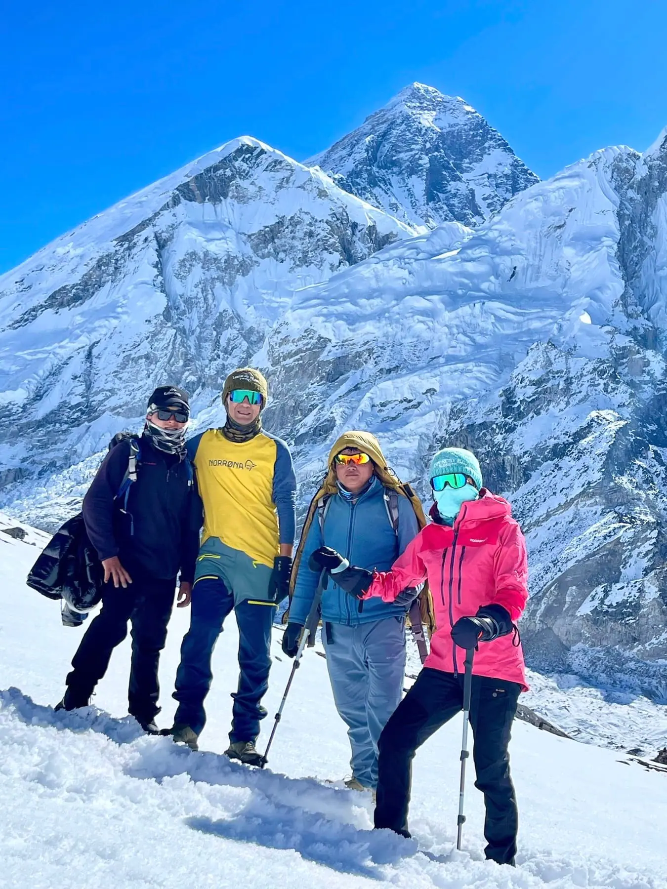Nepal landscape for Everest Base Camp trek planning: route, altitude and time in Nepal